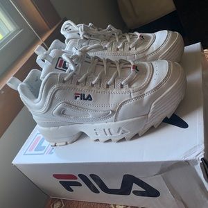 Kids Fila Disruptors In Box